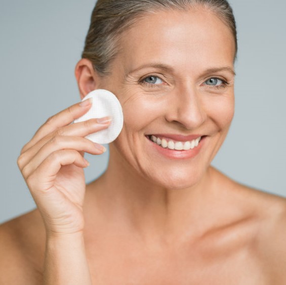 Natural beauty using cotton swab